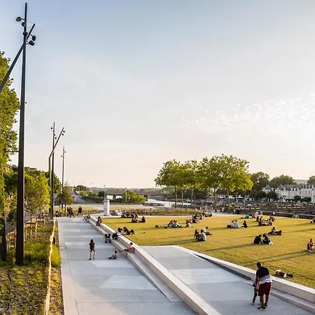 Au Coeur De Maine דירה אנז'ה