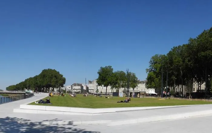 公寓 Au Coeur De Maine *